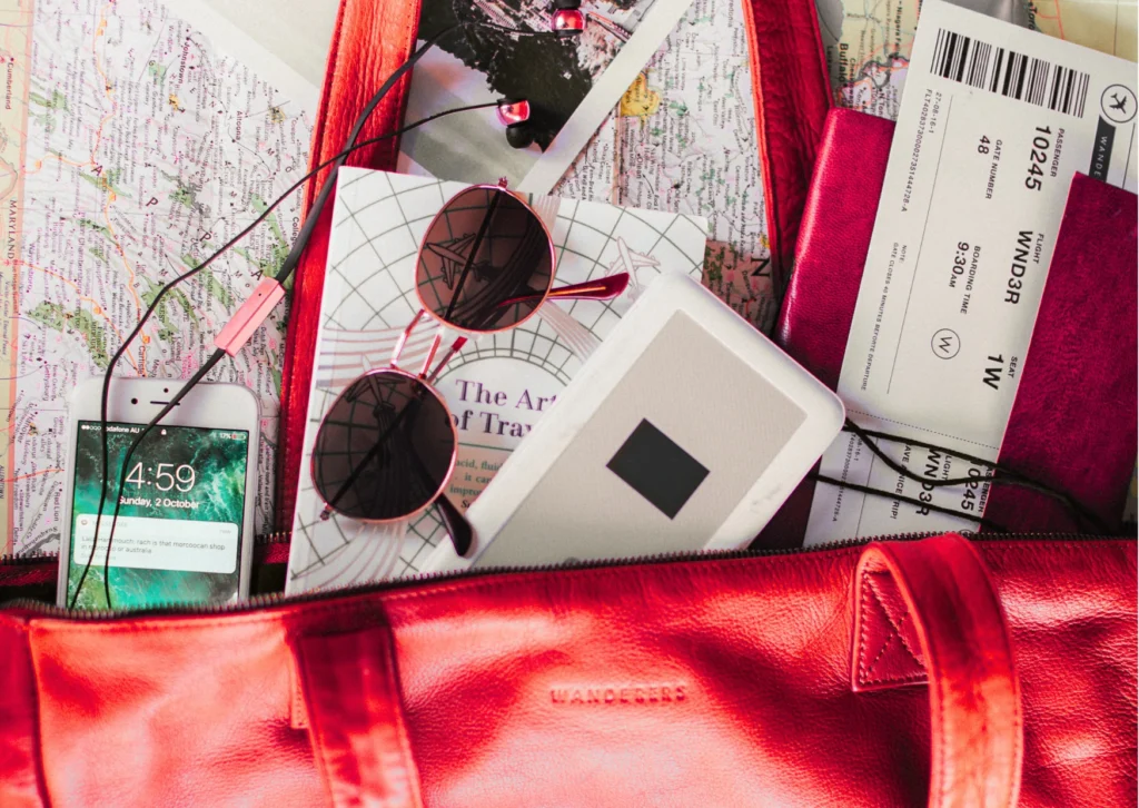 What to pack in carryon bag for flight
